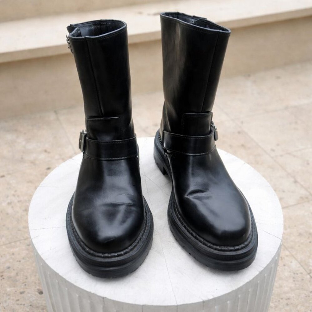 Steve Madden Pair Black Leather Buckle MOTO Boots Women's 6.5M, Lug Sole